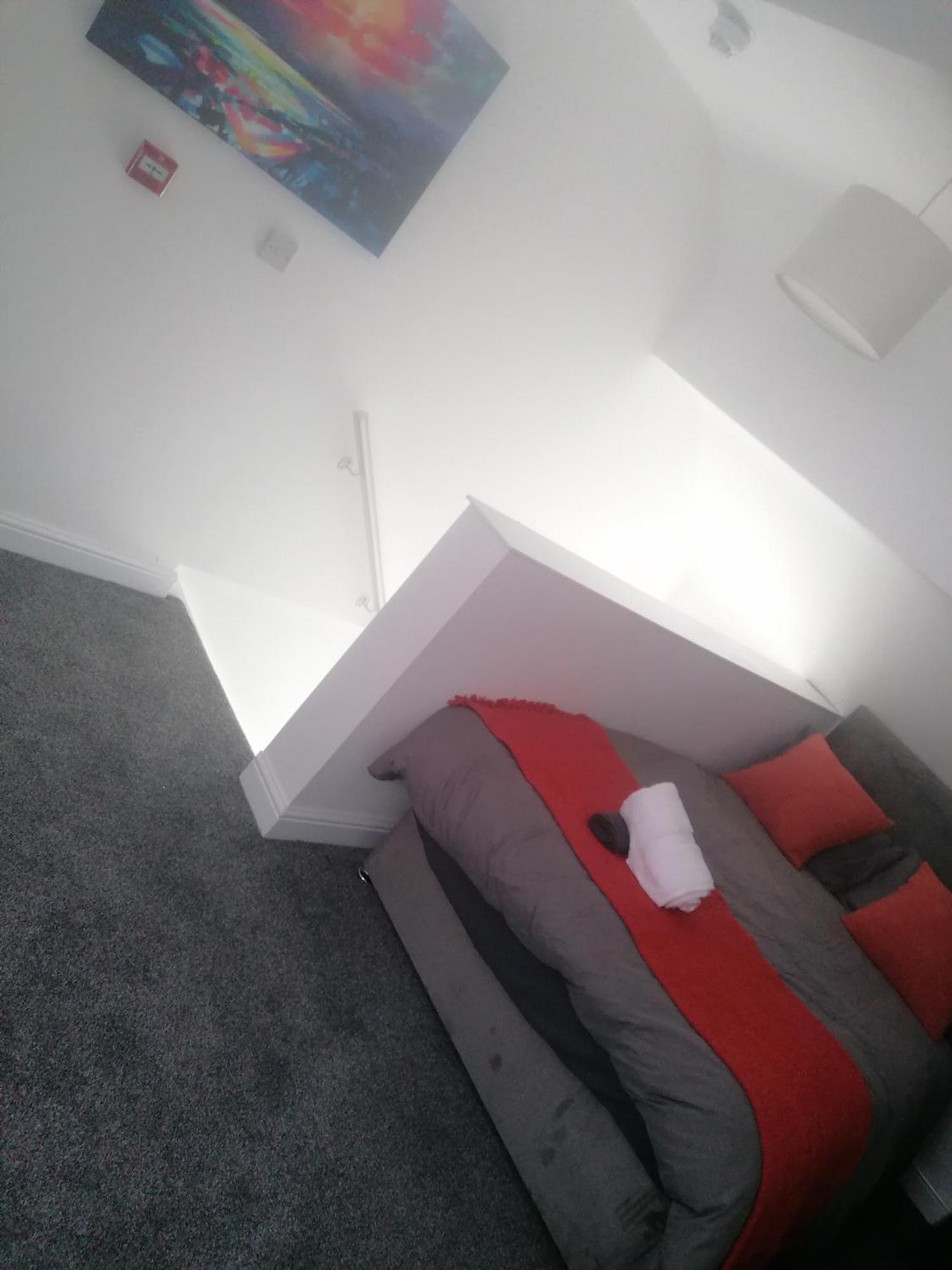 Rossy Home Of Relaxations Stoke-on-Trent Eksteriør billede